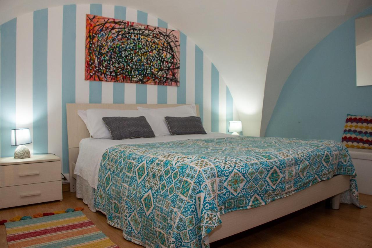 La Dimora Del Viaggiatore Luxury Apartments 马扎拉德尔瓦洛 外观 照片
