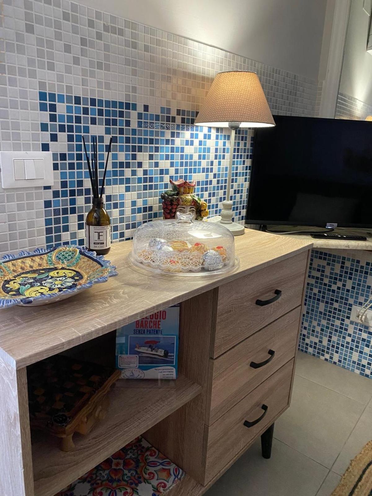 La Dimora Del Viaggiatore Luxury Apartments 马扎拉德尔瓦洛 外观 照片